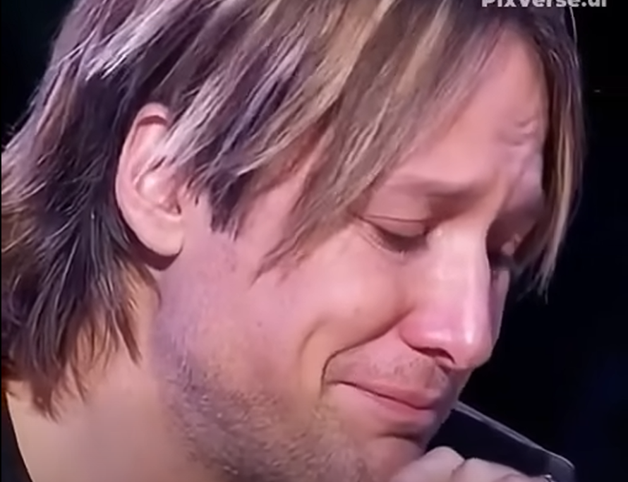 FANS RALLY AROUND KEITH URBAN AFTER HE ASKS THEM TO PRAY FOR HIM
